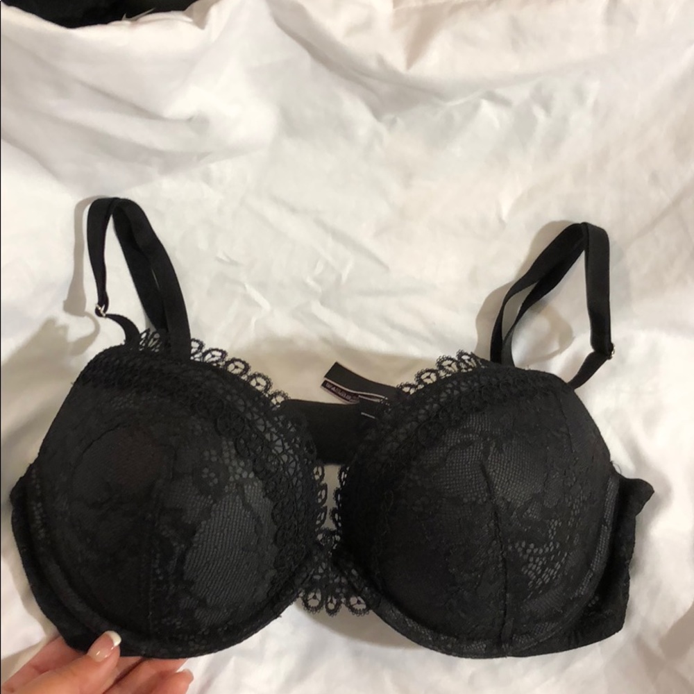 Victoria’s Secret Bra; Worn once